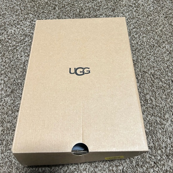 Ugg fluff yeah slides - Picture 6 of 7